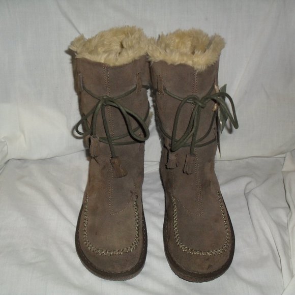 earth spirit fur lined boots